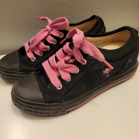 Heeleys Kids Black Pink Sneakers - Picture 1 of 11